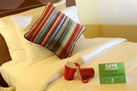 Bell Hotel Chennai Bagian luar foto